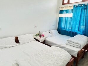 Deluxe Quadruple Room - Omji Niwas - Kandar (Tiloth)