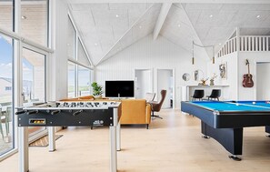 Spielezimmer