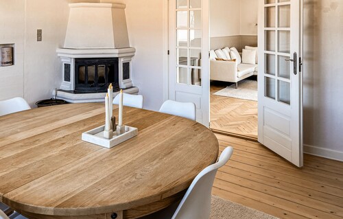 Beautiful home in Saltum with WiFi
