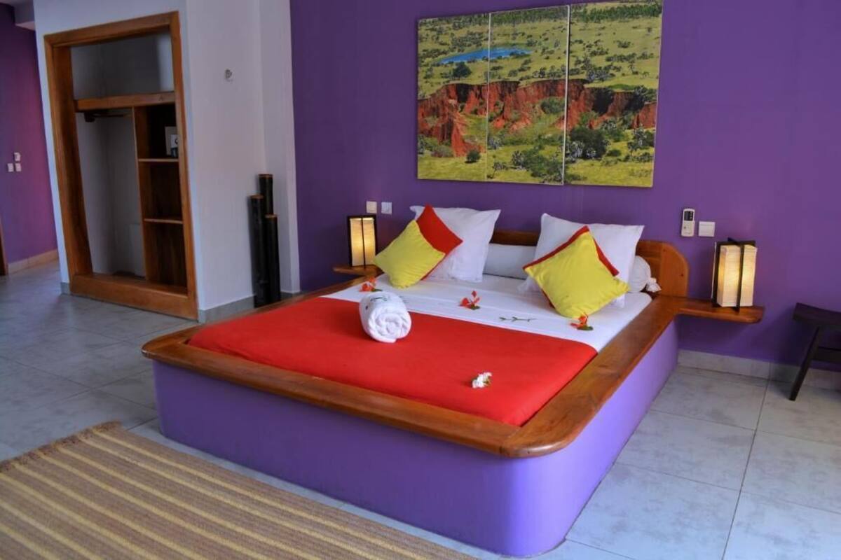 Standard-Doppelzimmer, Terrasse, Meerblick | Zimmersafe, schallisolierte Zimmer, kostenloses WLAN
