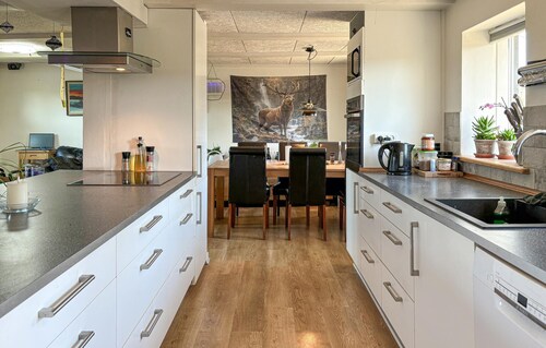 2 bedroom gorgeous home in Spøttrup