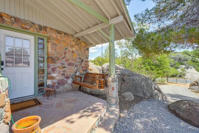 'Inn the Boulders' Peaceful Yarnell Escape