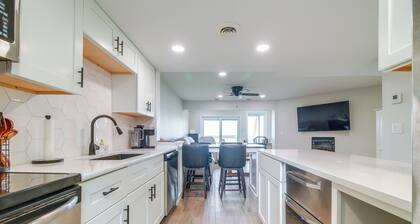 Double-Decker View of Grand Lake! Modern Townhome