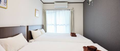 Family House, 2 Bedrooms, Non Smoking | Blackout curtains, free WiFi