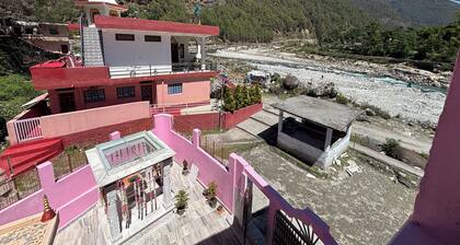 Omji Ashram - Tapovan Kuti
