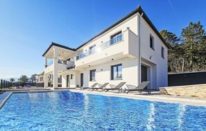 A heated pool - Pet friendly home in Imotski (Imotski)