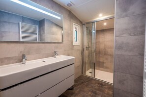 Shower - De Wiltzangh - Houtenborg Lodge | 4p (Ruinen)