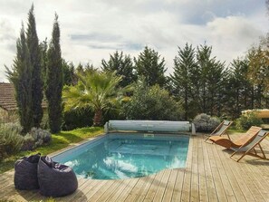 Pool - Spacious home in the heart of Charentes (Arthenac)