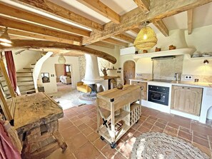 Interior - Historic sheepfold in the heart of Provence (Lorgues)