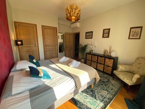 Free WiFi - Villa with Pool in Châteauneuf-du-Pape (Chateauneuf-du-Pape)