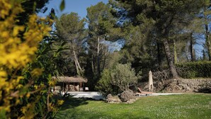 Jardines del alojamiento
