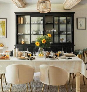Dining - Mas in the heart of Le Paradou amid lavender (PARADOU)