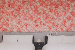 Desk, iron/ironing board, free WiFi, bed sheets - LacQuerHouse II LacQuer House 2F  Relaxing st / Taitung District Tokyo (Taitung District)