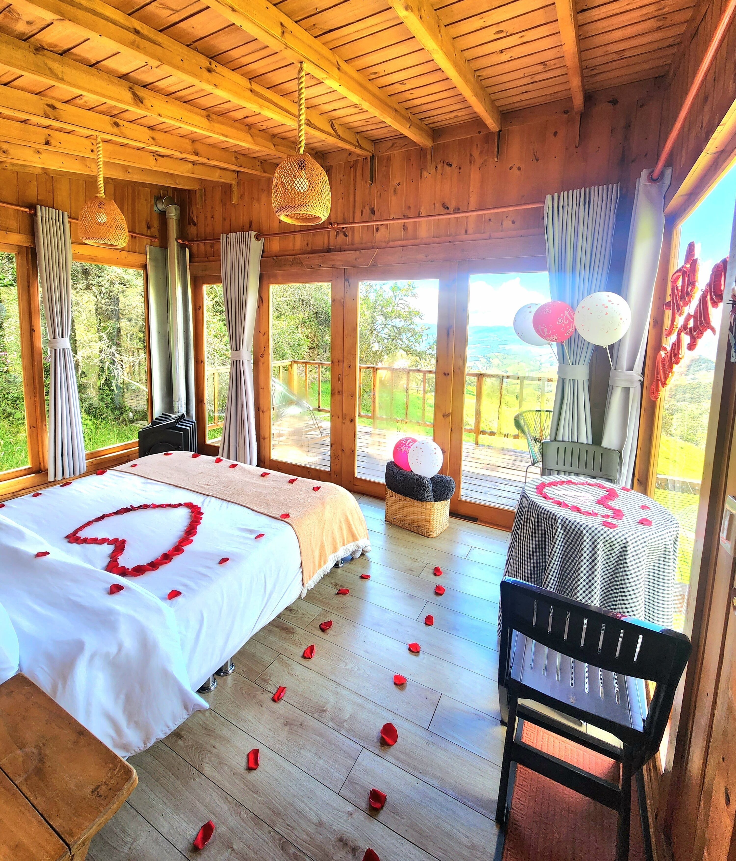 Comfort-Ferienhütte, Hügelblick