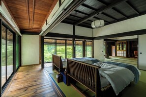 2 bedrooms, desk, free WiFi, bed sheets - Entire house rental | A special stay in a 300year / Shobara City Hiroshima (Shobara City)