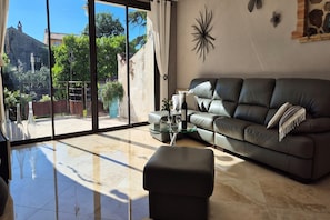 Smart TV - Charming villa for 6 people in Cogolin (Cogolin)