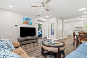 TV - Manasota Key Beach Retreat | Sleeps 8 on 9.5 Acres (Englewood)