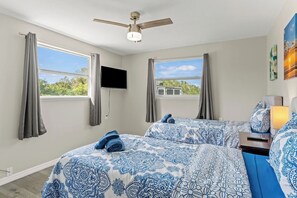 Desk, WiFi - Manasota Key Beach Retreat | Sleeps 8 on 9.5 Acres (Englewood)