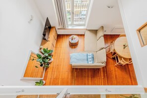TV, books - New listing! Contemporary 2LVL 1BR Loft, Walworth (London)