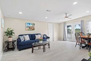 TV - Manasota Key Beach | Sleeps 8 on 9.5 Acres (Englewood)