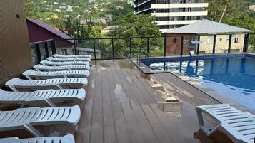 Seasonal outdoor pool