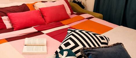 Internet, bed sheets