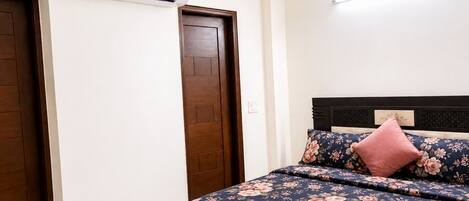 2 chambres, accès à Internet, literie fournie