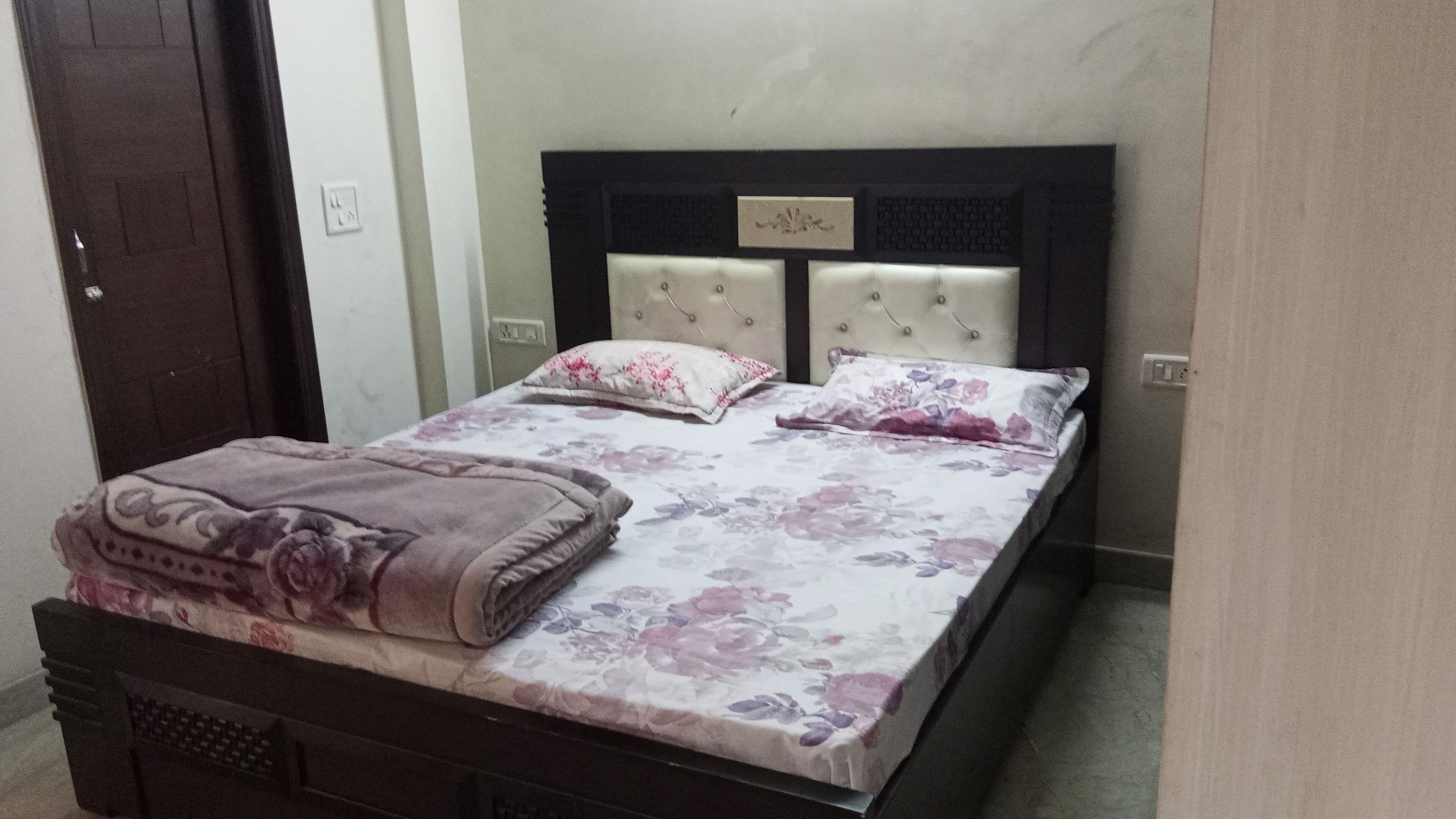 2 bedrooms, Internet, bed sheets