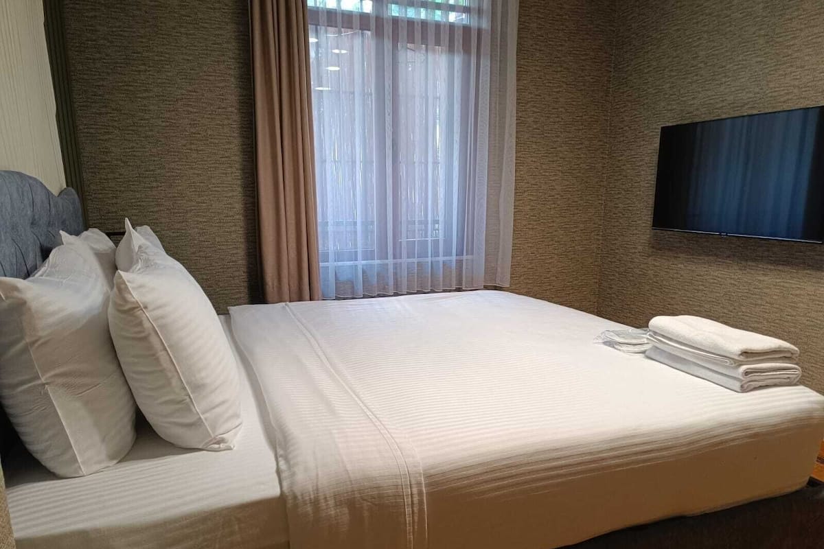 Studio Suite Ground Floor | Escritorio y wifi gratis