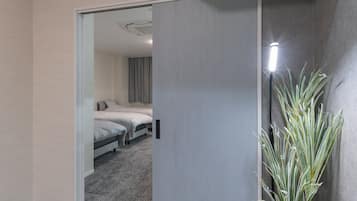 Basic Apartment | Living area