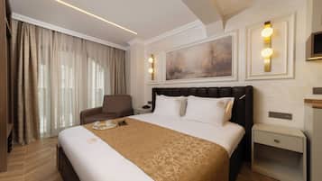 Chambre Double Deluxe, 1 chambre, non-fumeurs, vue ville | Wi-Fi gratuit