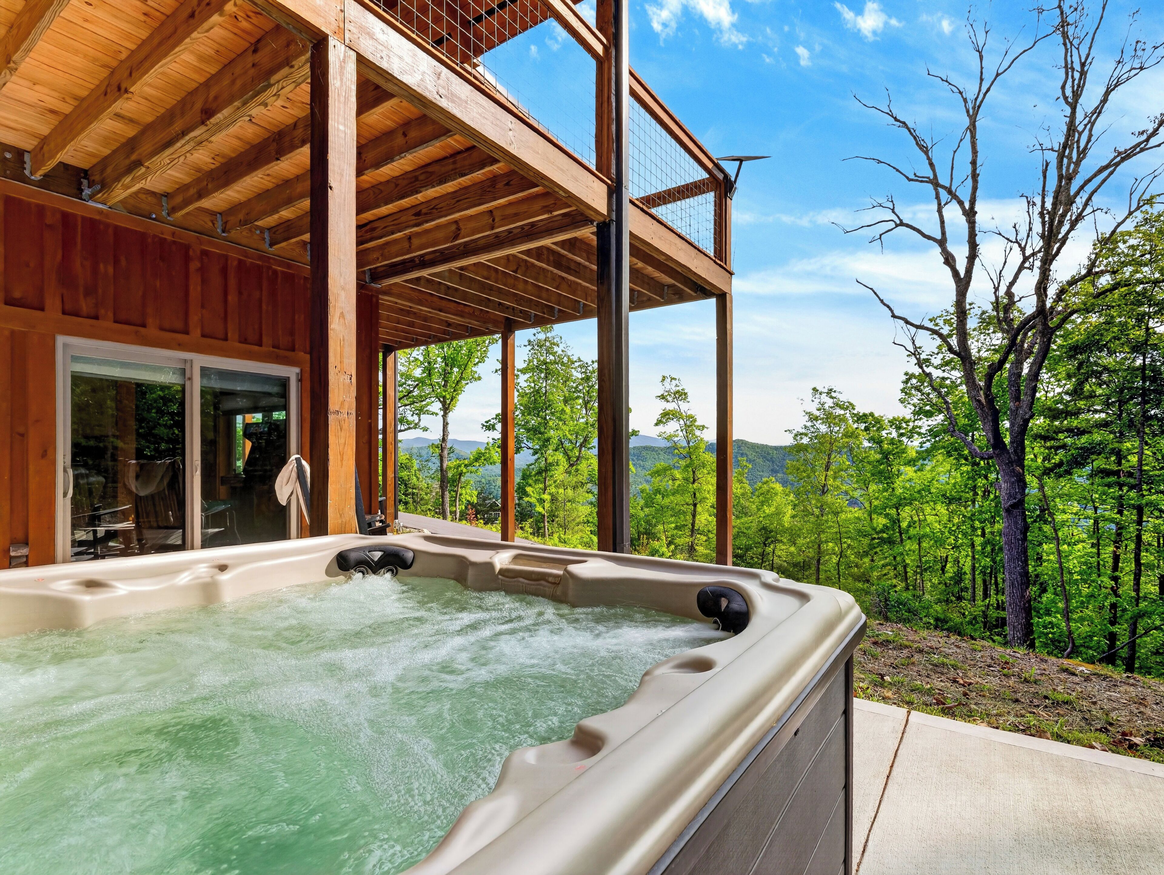 Cabin Rentals, Vacation Cabins and Cabin Getaways | Vrbo