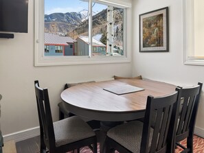 Dining - Communal Hot Tub + Sauna + Mountain Views | Walk to Gondola + Main St (Telluride)