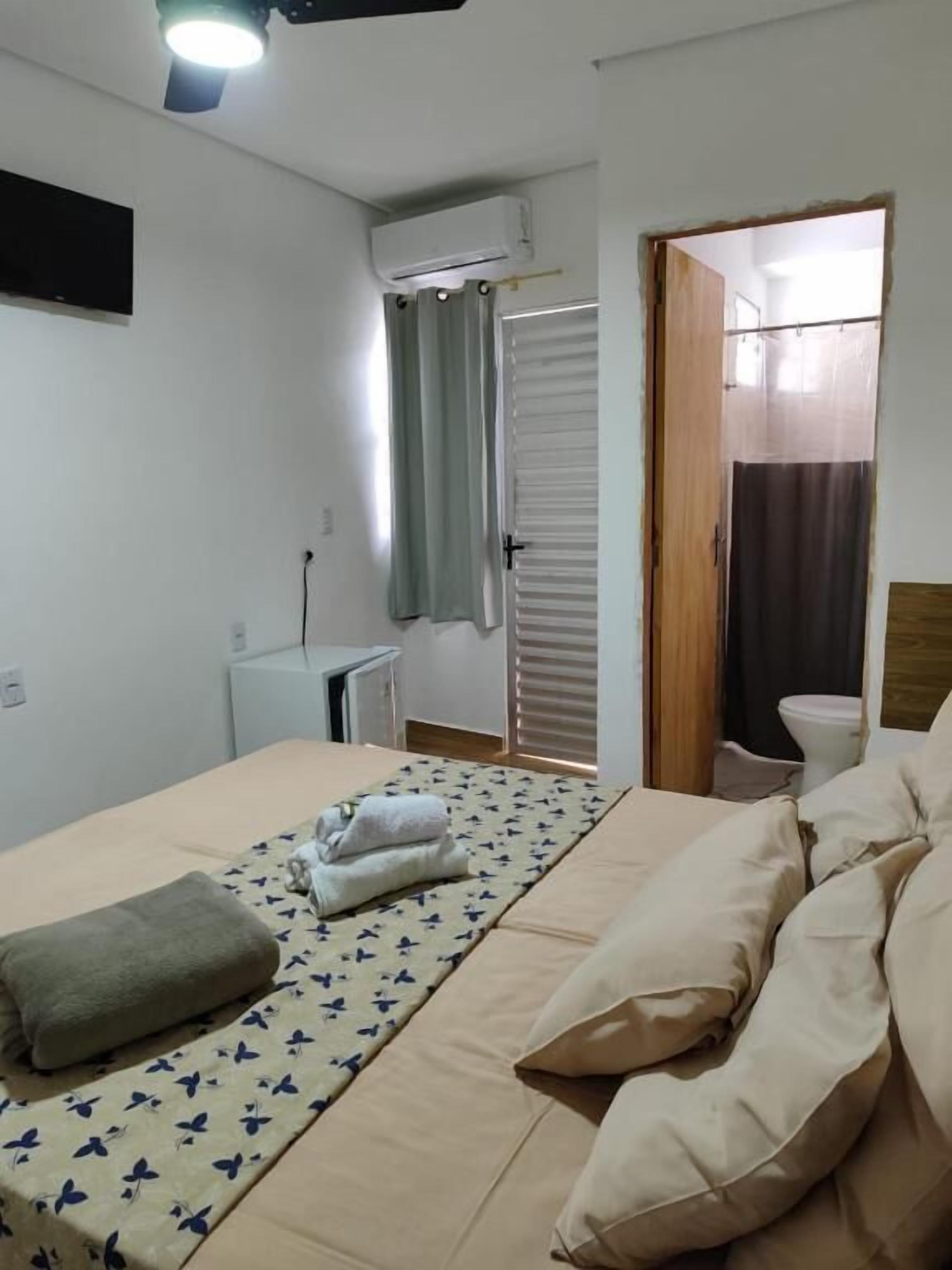 Kamar Double Ekonomi | Minibar dan Wi-Fi gratis