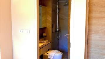 Condo, 1 Bedroom, Smoking, Balcony