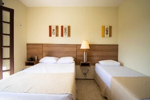 Standard-Chalet, Poolblick