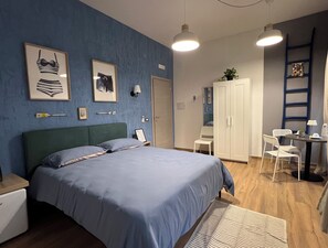 WiFi, bed sheets - Vrbo Property (Napoli)