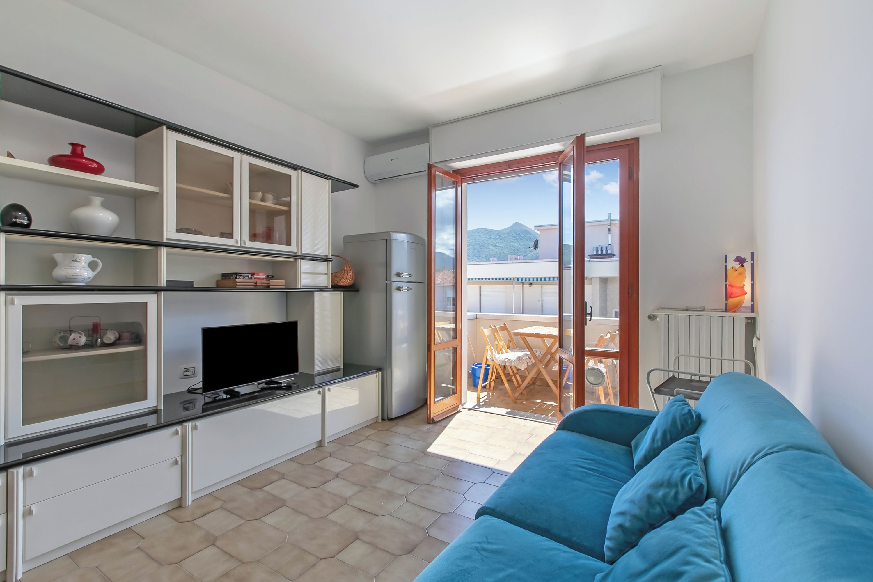 Family Apartment, 1 Bedroom, Balcony (Appartamento Magenta - Apartment with) | Living room