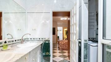 House, 2 Bedrooms, Smoking, Terrace | 2 bedrooms
