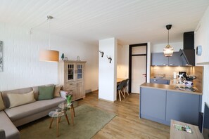 Een smart-tv en een stereo
