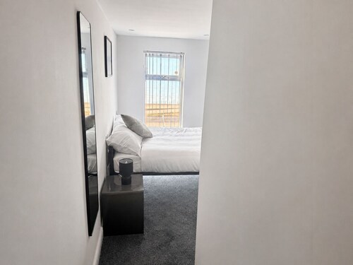 399 Prom - Blackpool Hotel