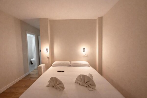 Hostal Ramon Y Cajal - Madrid
