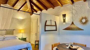 House | 8 bedrooms, Internet