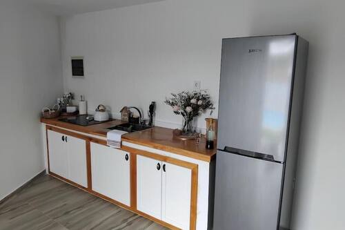 Appartement, accÚs piscine, vue cour intérieure | Cuisine privée