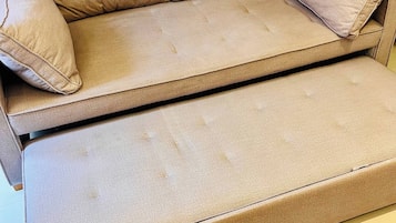 Apartment, 1 Bedroom, Smoking, Balcony | Living area