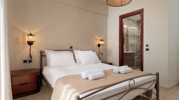 In-room safe, blackout drapes, iron/ironing board, free WiFi