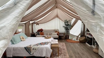Bureau, Wi-Fi, draps fournis