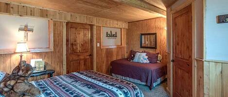 Desk, WiFi, bed sheets