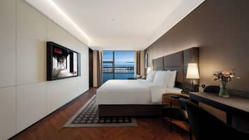 Executive suite | Luxe beddengoed, pillowtop-bedden, een gratis minibar