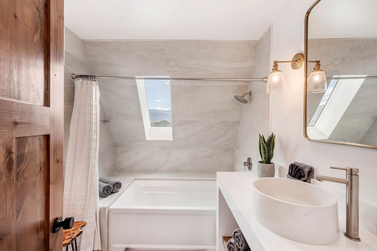 Towels, soap, shampoo